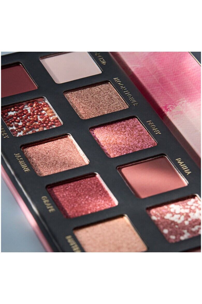 Catrice Paleta de farduri pentru ochi Blooming Bliss Slim Eyeshadow Palette 020 10.6 g - Pled.ro