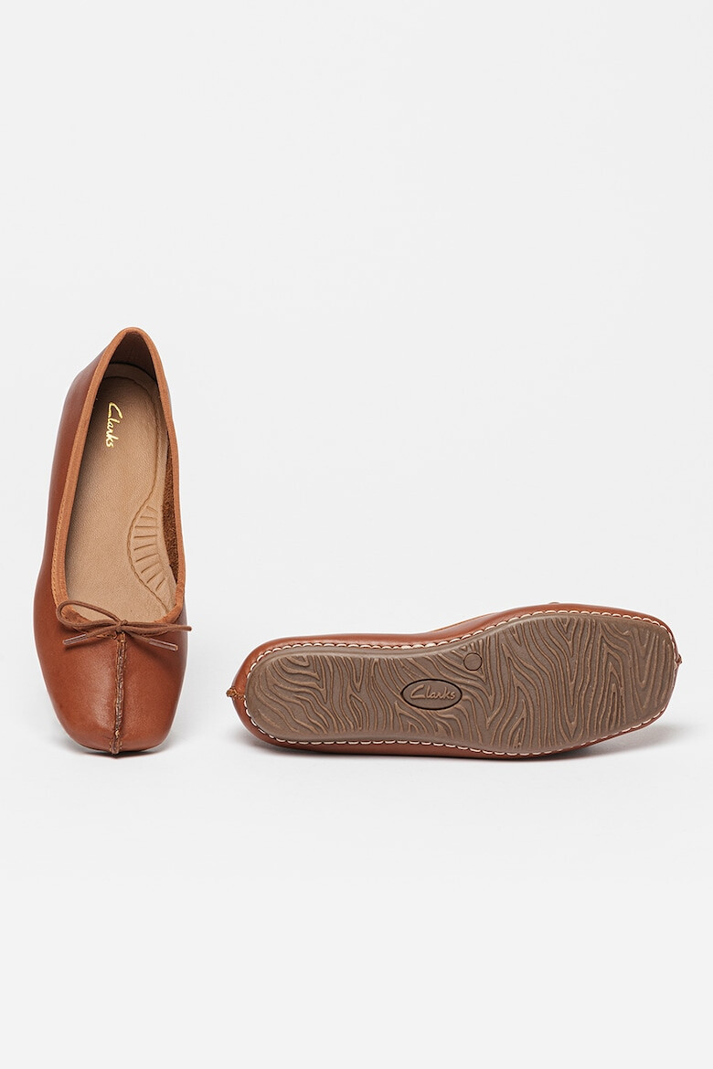 Clarks Balerini cu detaliu cu funda Freckle Ice - Pled.ro