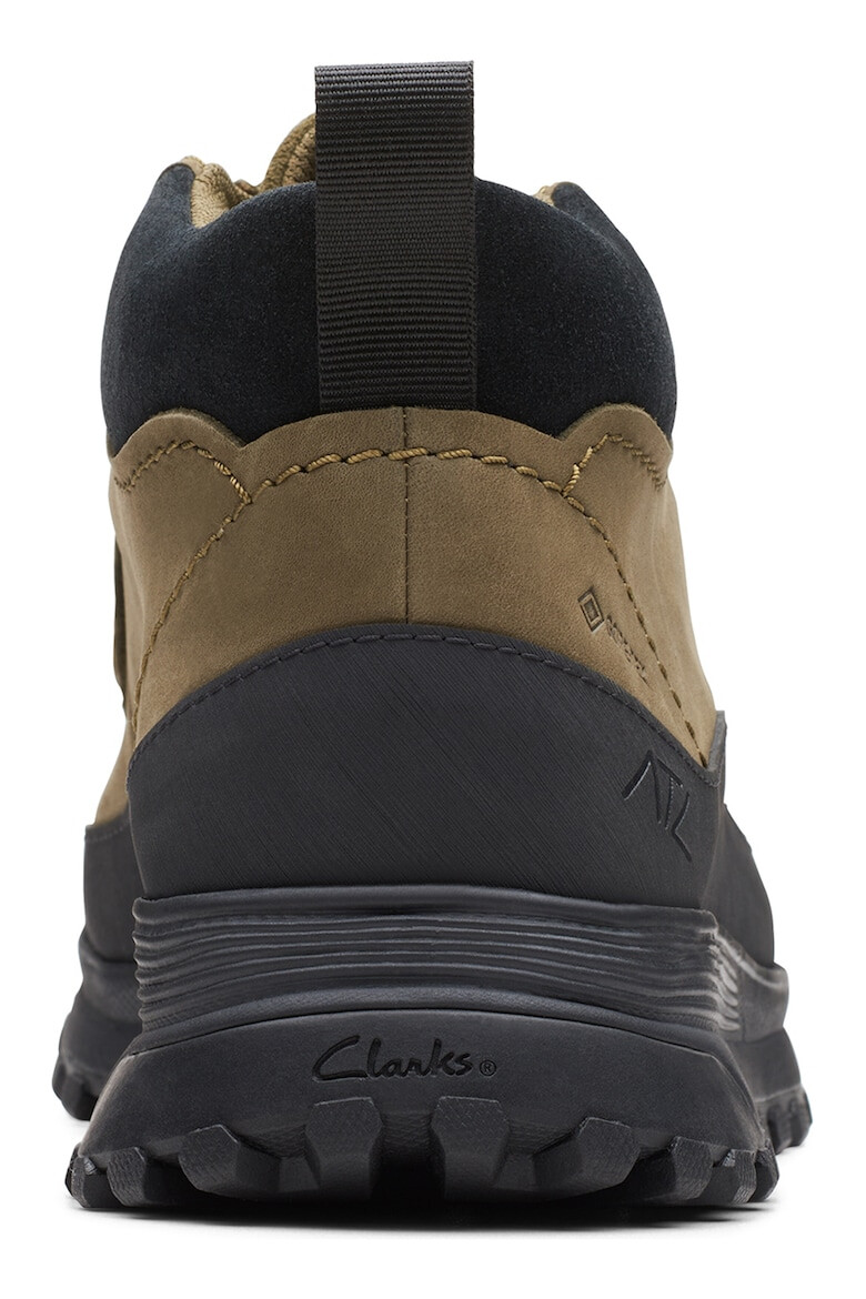 Clarks Ghete chukka impermeabile cu insertii de piele nabuc - Pled.ro