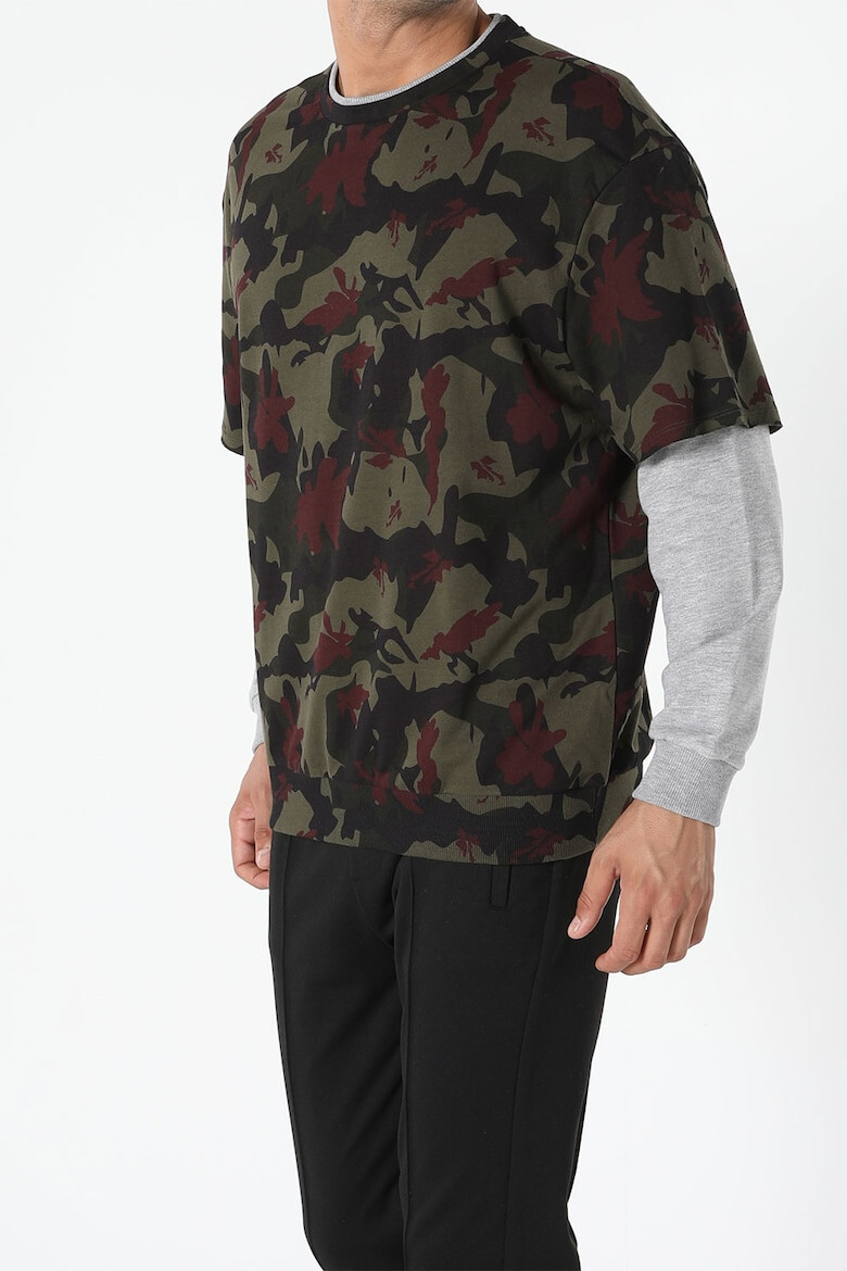 COLIN'S Bluza sport cu imprimeu camuflaj si maneci contrastante - Pled.ro