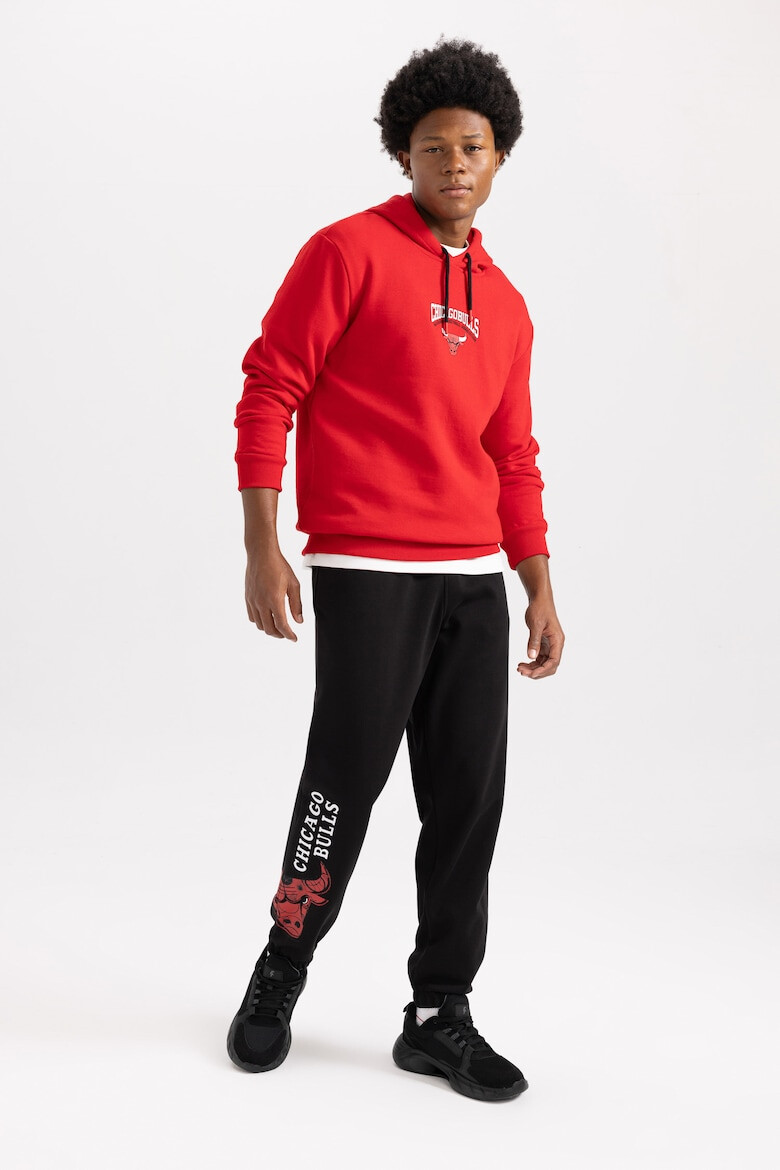 DeFacto Pantaloni de trening cu imprimeu Chicago Bulls - Pled.ro