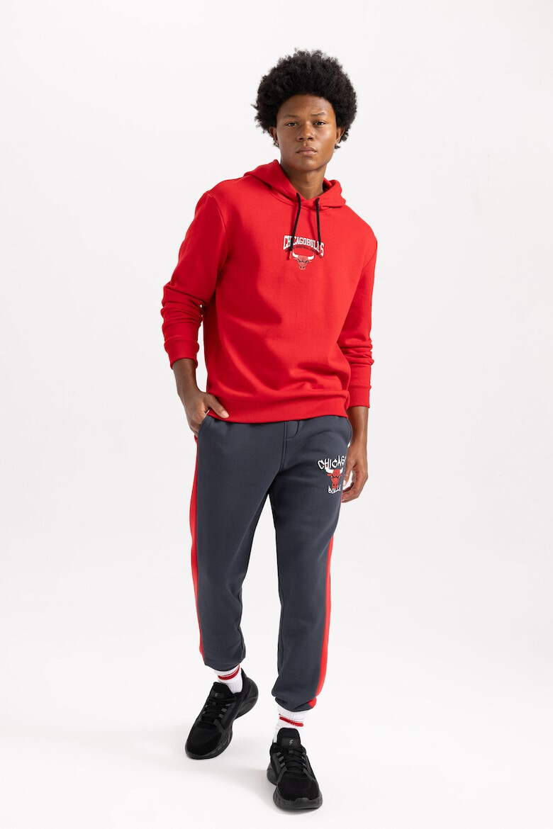 DeFacto Pantaloni jogger pentru fitness Chicago Bulls - Pled.ro