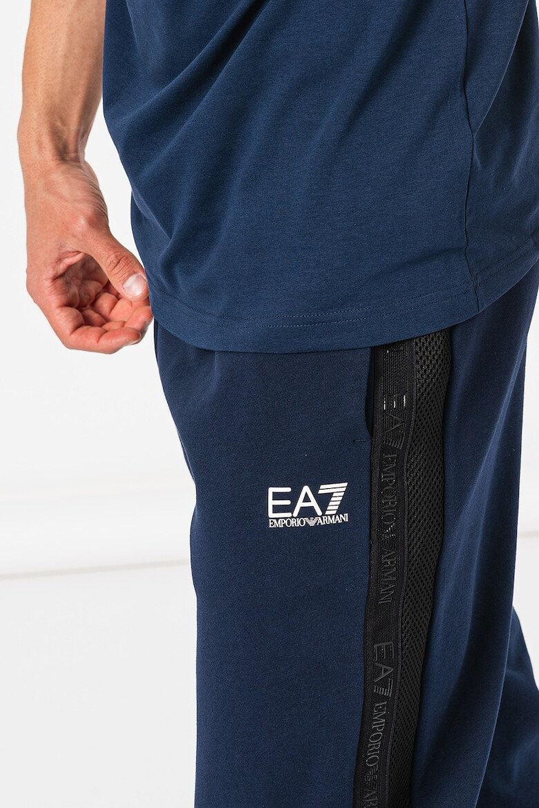 EA7 Pantaloni de trening cu buzunare laterale - Pled.ro