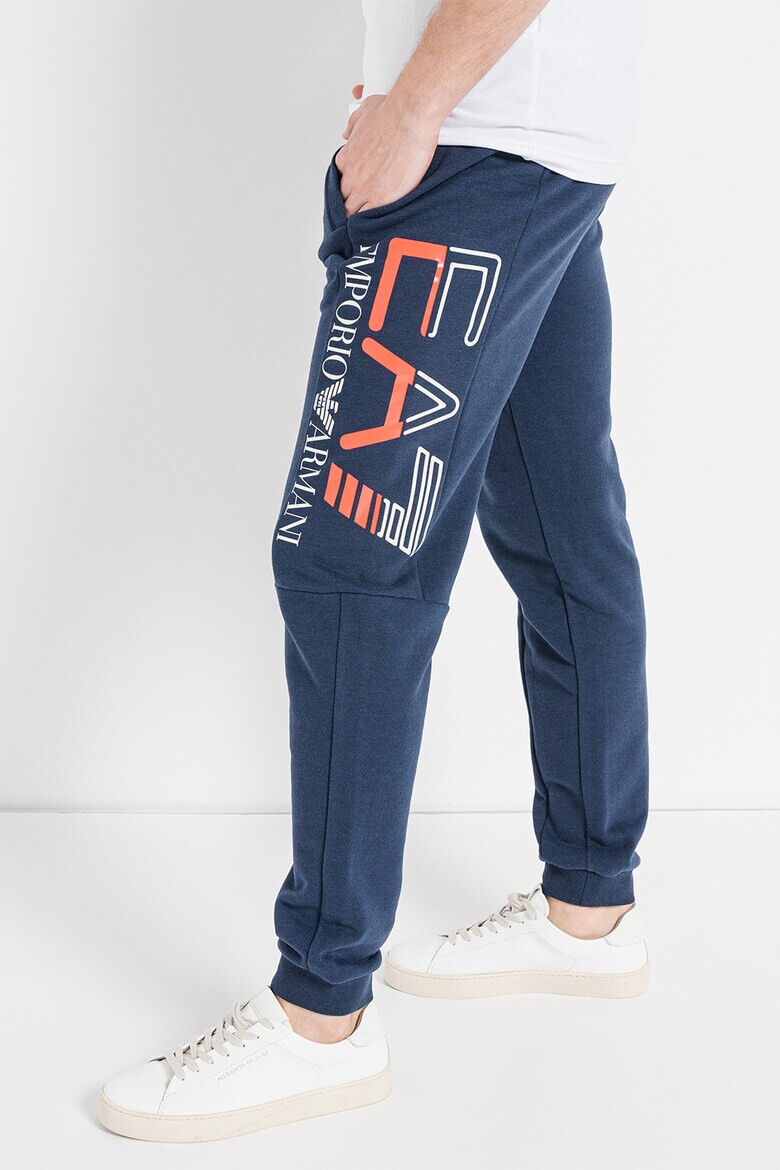 EA7 Pantaloni sport cu imprimeu logo - Pled.ro