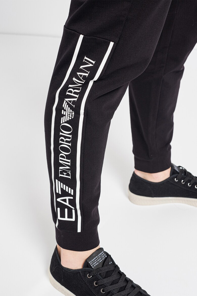 EA7 Pantaloni sport cu imprimeu logo - Pled.ro