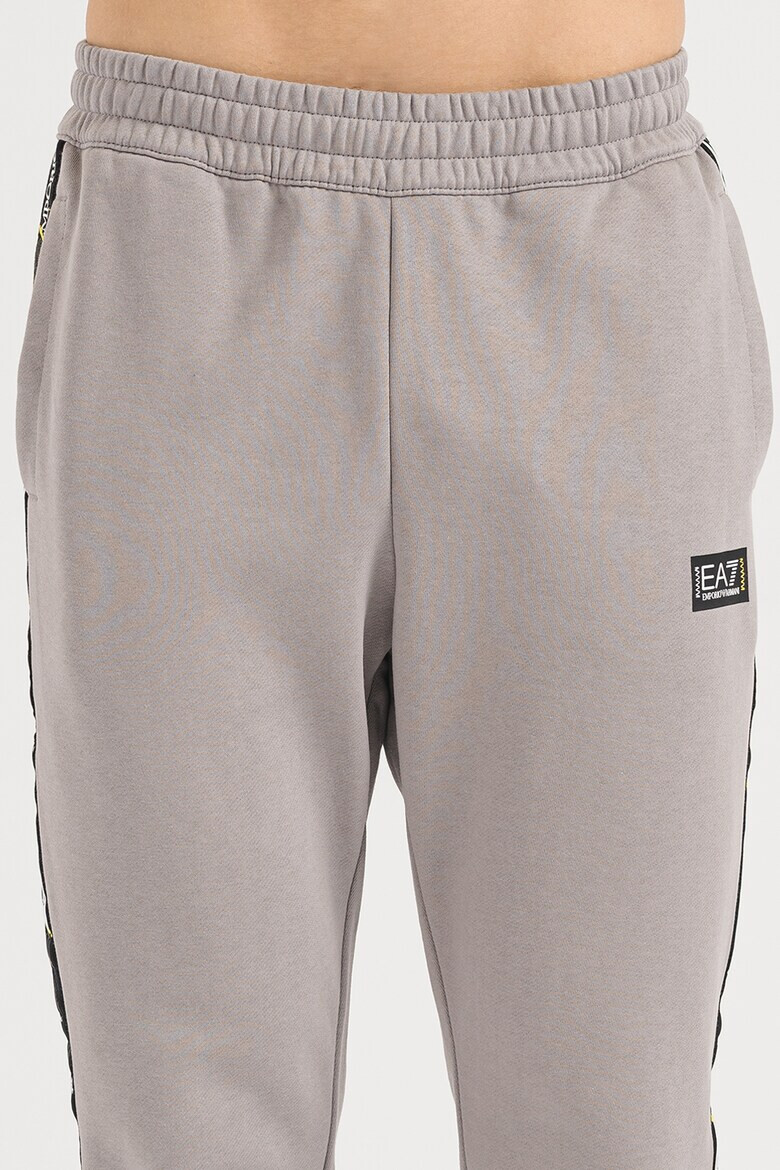 EA7 Pantaloni sport din amestec de bumbac cu logo - Pled.ro