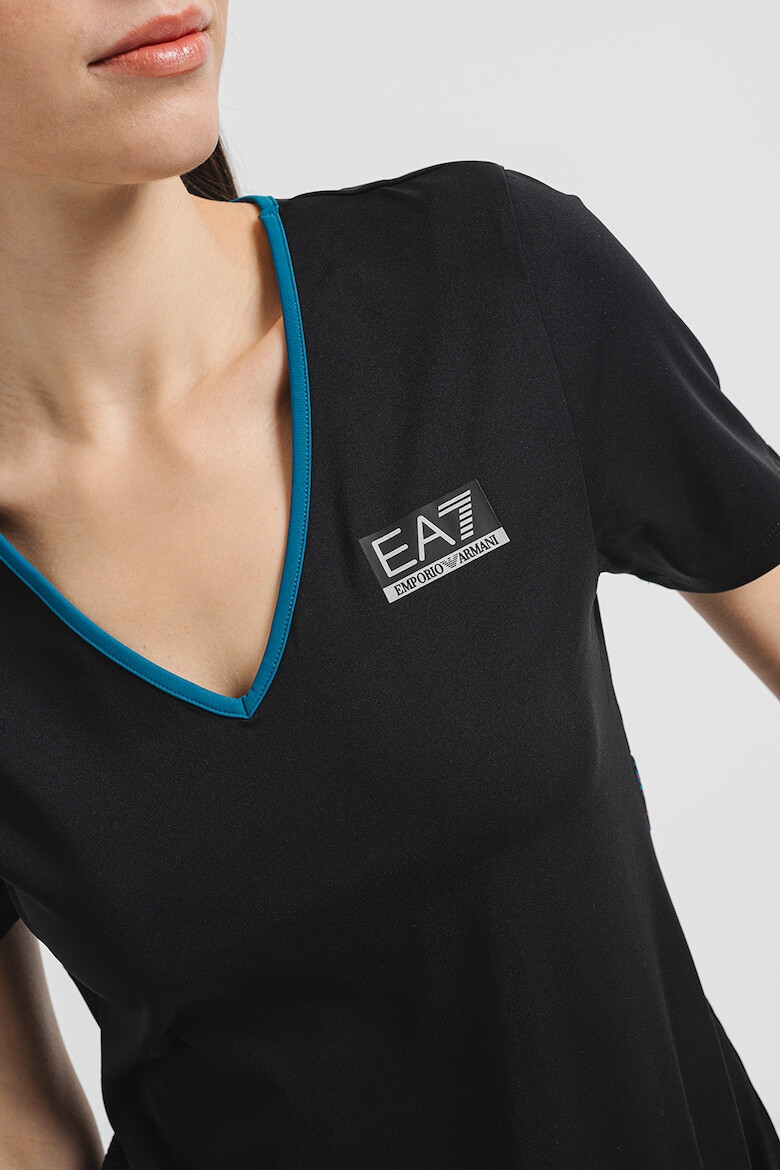 EA7 Tricou slim fit cu decolteu in V - Pled.ro