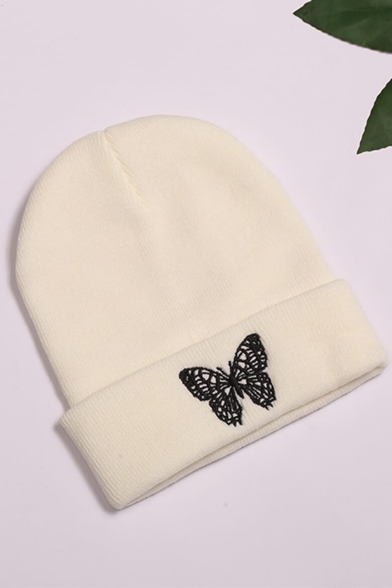 EFAYN.RO Caciula dama model minimalist cu fluturas tematica snow butterfly marime universala EFAYN - Pled.ro