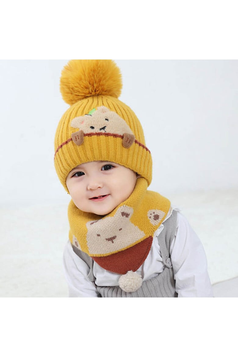 EFAYN.RO Caciula pentru copii set doua piese model pom pom cu ursulet curios fular asortat tip guler tematica I’m a friendly little bear 12 luni – 2 ani EFAYN - Pled.ro