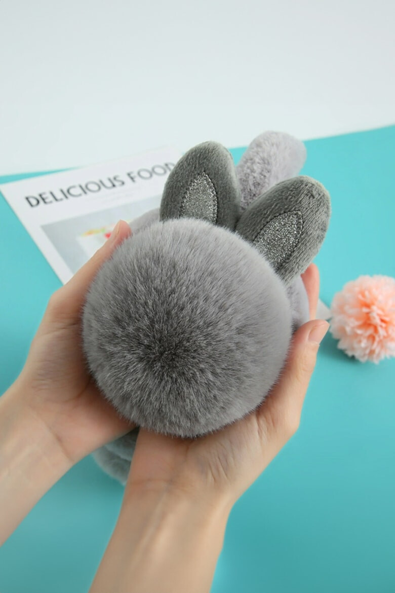 EFAYN.RO Casti de protectie impotriva frigului si a vantului pentru femei model calduros cu urechiuse de iepuras tematica fluffy bunny butt marime universala EFAYN - Pled.ro