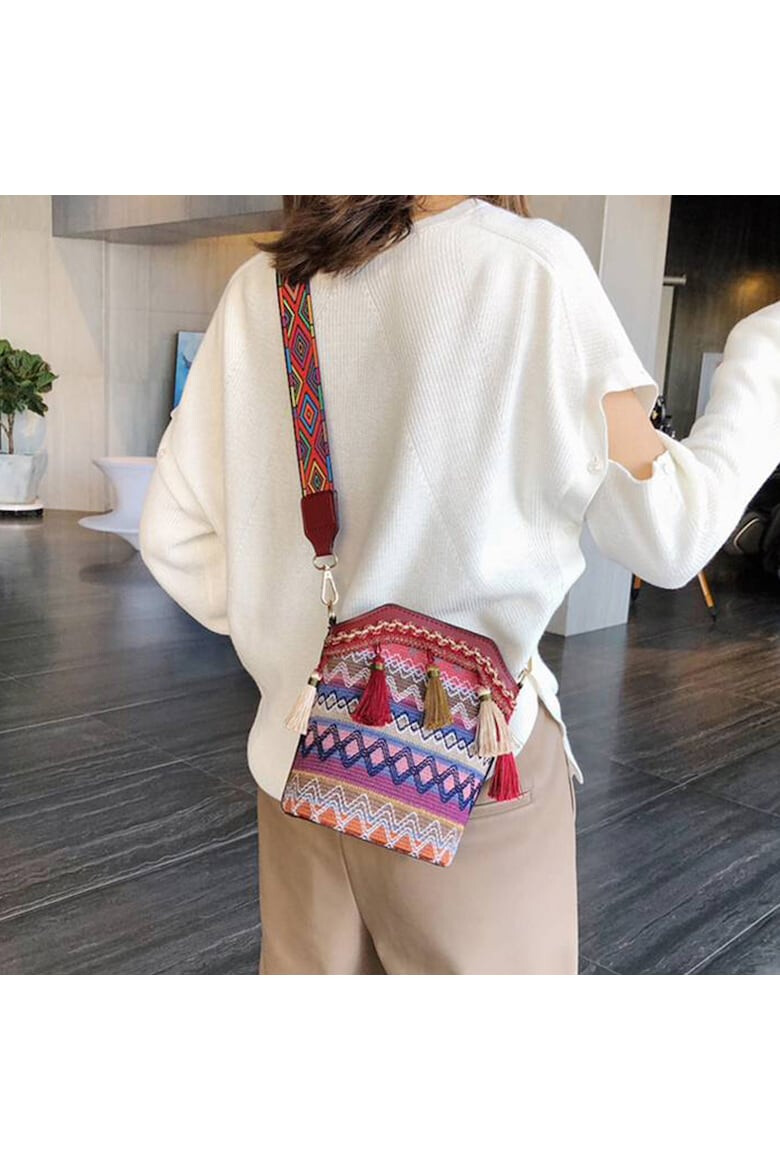 EFAYN.RO Geanta dama ciucurei si broderie model crossbody piele sintetica EFAYN - Pled.ro