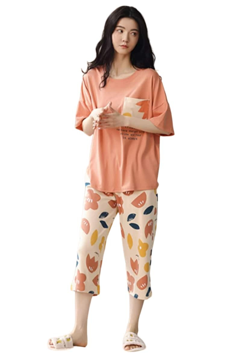 EFAYN.RO Pijama dama set doua piese bluza maneca scurta cu buzunar si pantaloni trei sferturi model cu frunze tematica o toamna colorata EFAYN - Pled.ro