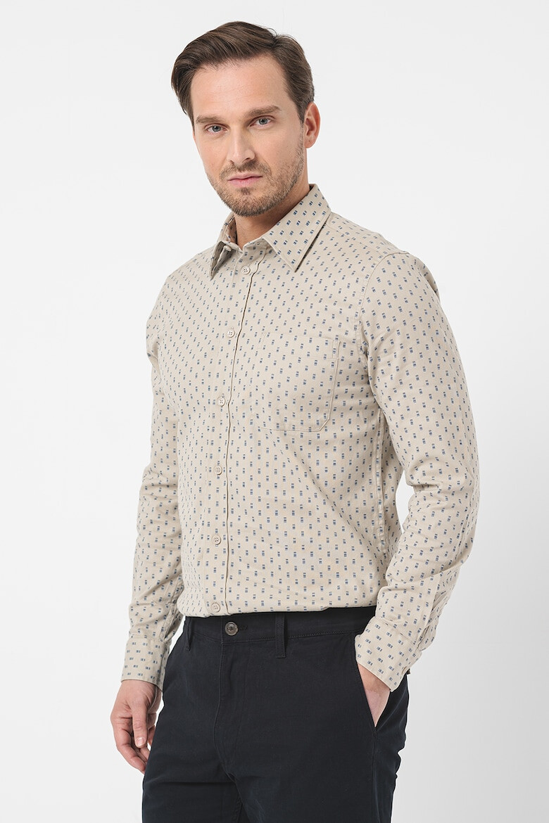 Esprit Camasa slim fit cu buzunar pe piept - Pled.ro