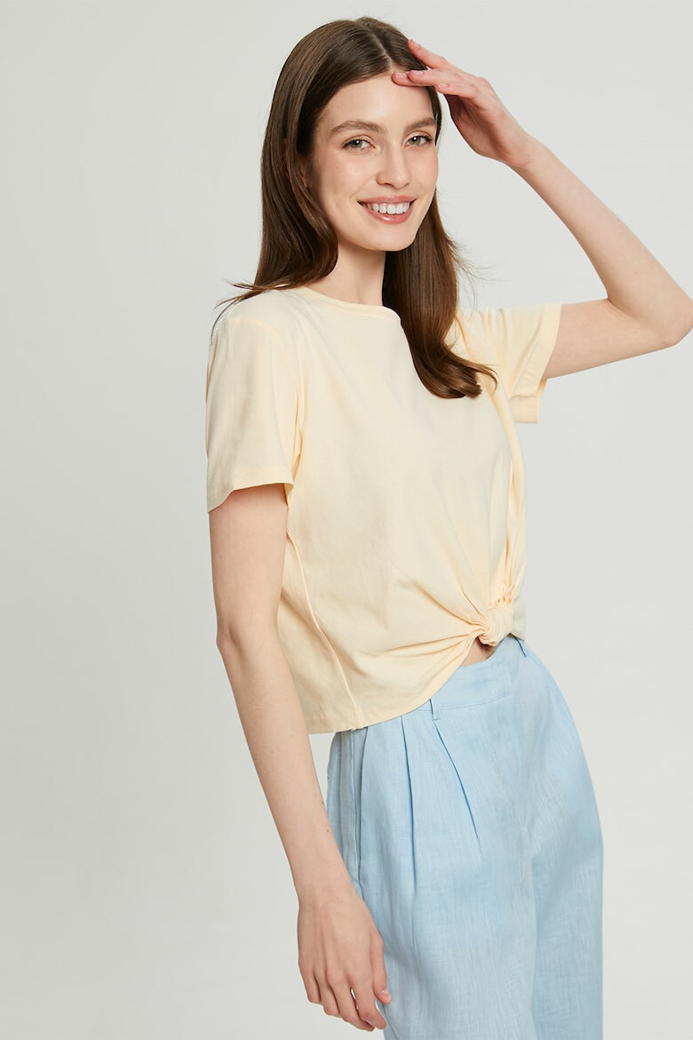 FINN FLARE Tricou crop cu nod frontal - Pled.ro