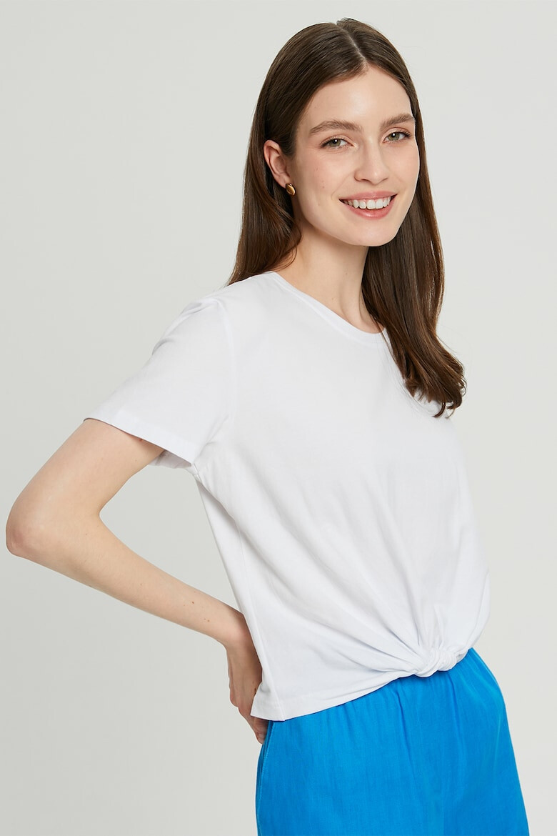 FINN FLARE Tricou crop cu nod frontal - Pled.ro