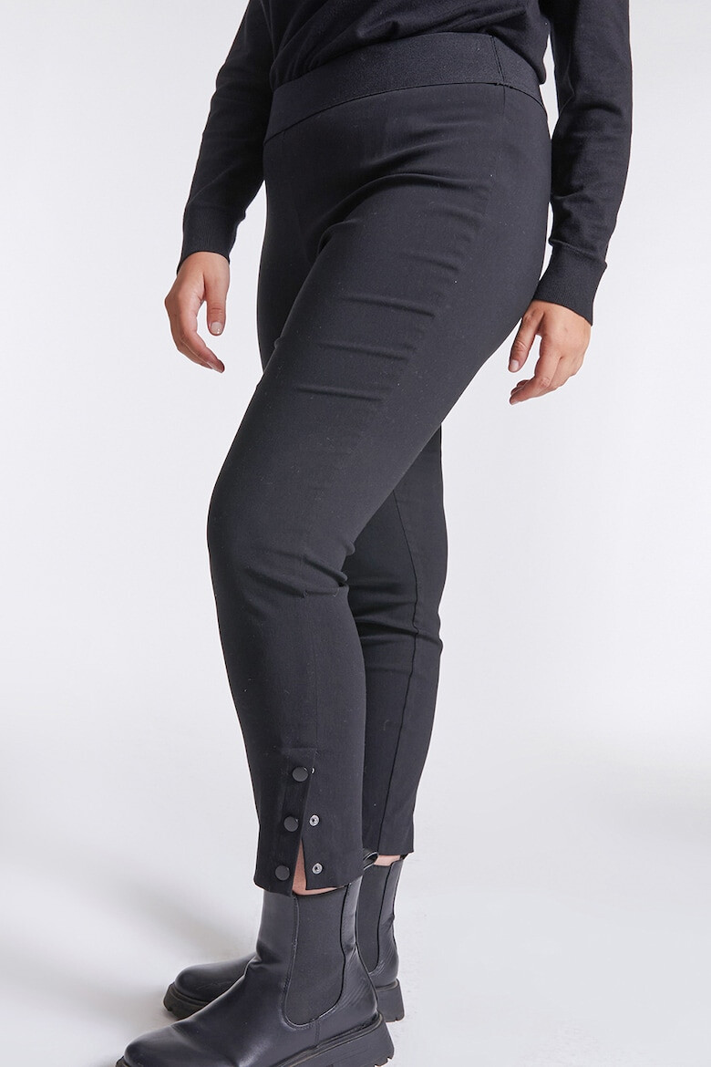 Fiorella Rubino Pantaloni crop cu slituri cu capse la terminatie - Pled.ro