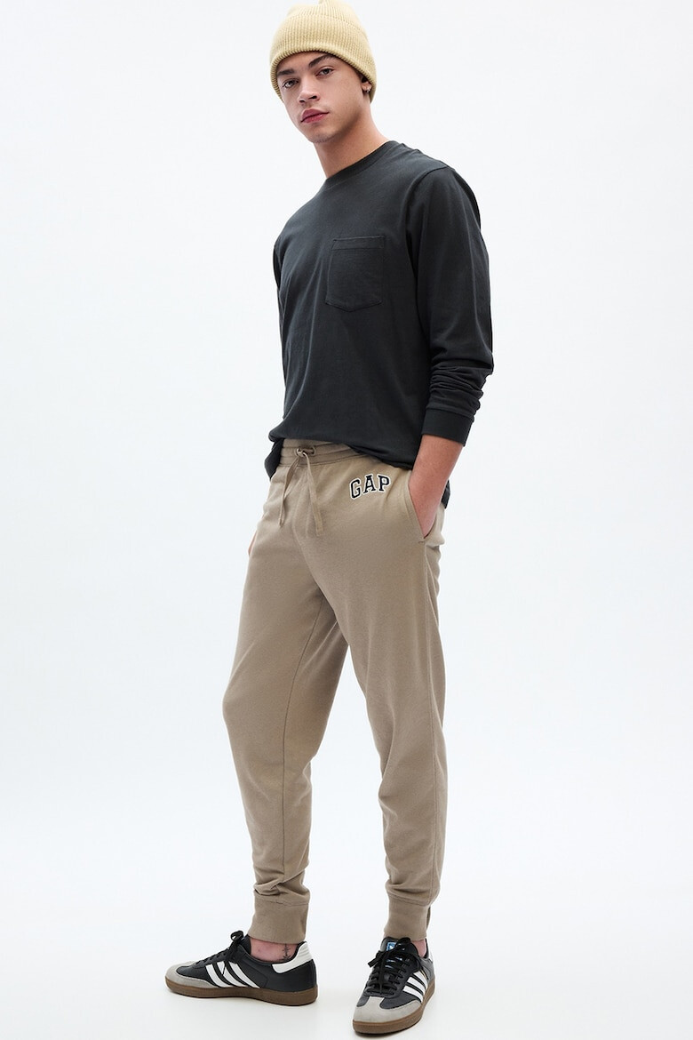 GAP Pantaloni de trening slim fit - Pled.ro