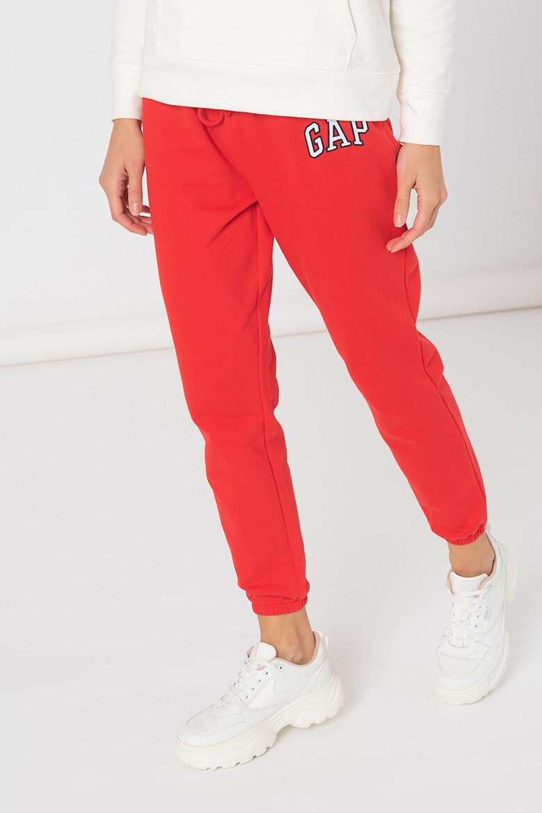 GAP Pantaloni sport cu logo brodat - Pled.ro