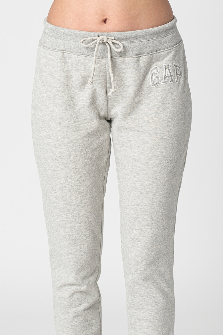 GAP Pantaloni sport cu croiala conica si snur de ajustare in talie - Pled.ro