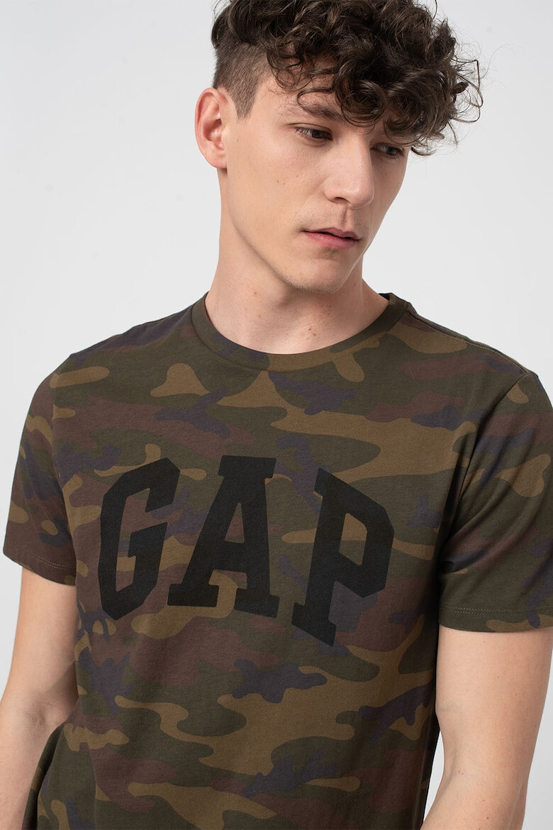 GAP Set de tricouri cu imprimeu logo si camuflaj - 2 piese - Pled.ro