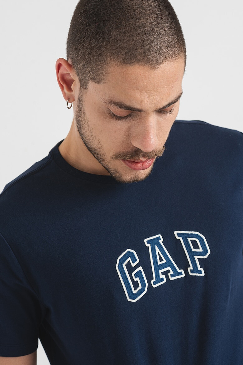 GAP Tricou de bumbac cu logo brodat - Pled.ro