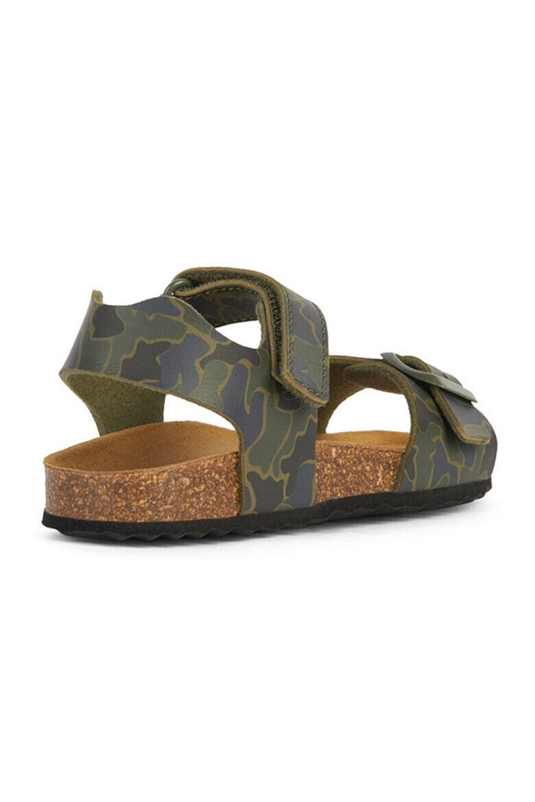 Geox Sandale cu velcro si imprimeu camuflaj - Pled.ro