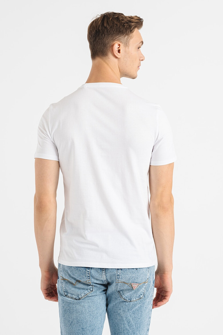 GUESS Tricou slim fit cu decolteu la baza gatului - Pled.ro