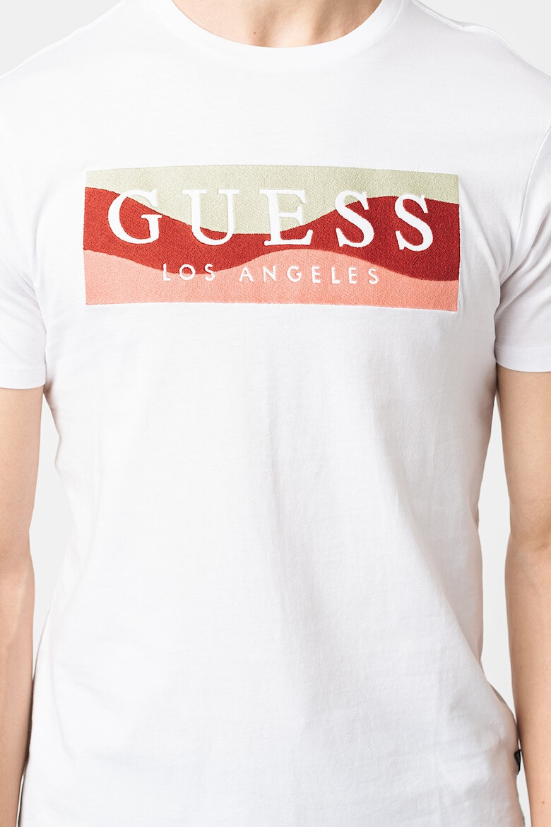 GUESS JEANS Tricou slim fit cu decolteu la baza gatului - Pled.ro