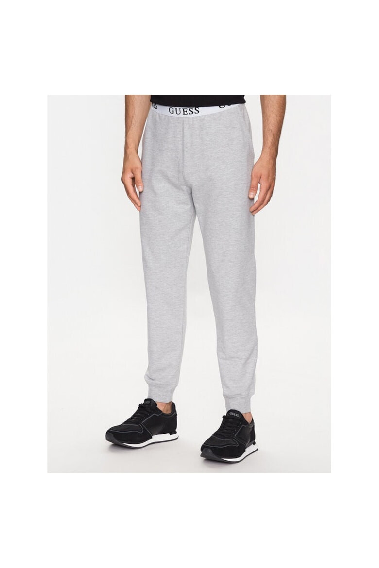 GUESS Pantaloni sport barbati 851133 Gri Bumbac - Pled.ro