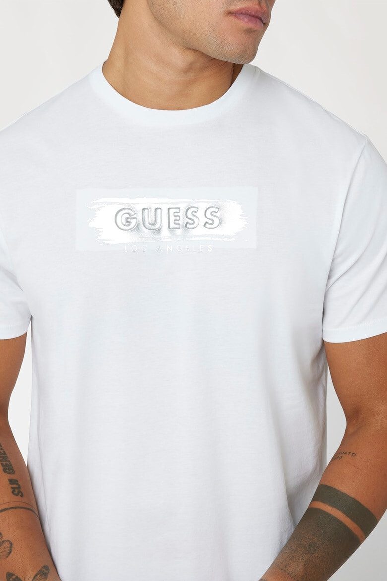 GUESS Tricou cu imprimeu si decolteu la baza gatului - Pled.ro