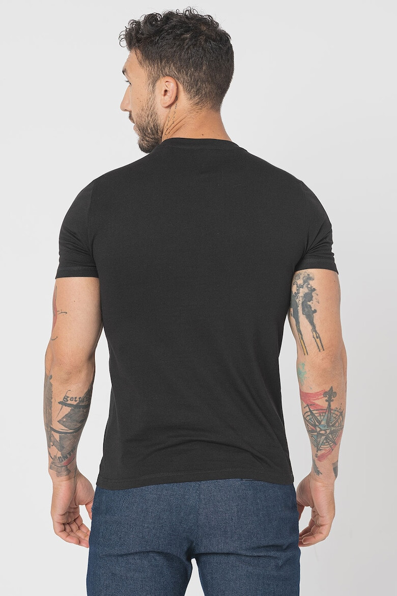 GUESS Tricou slim fit cu decolteu la baza gatului - Pled.ro