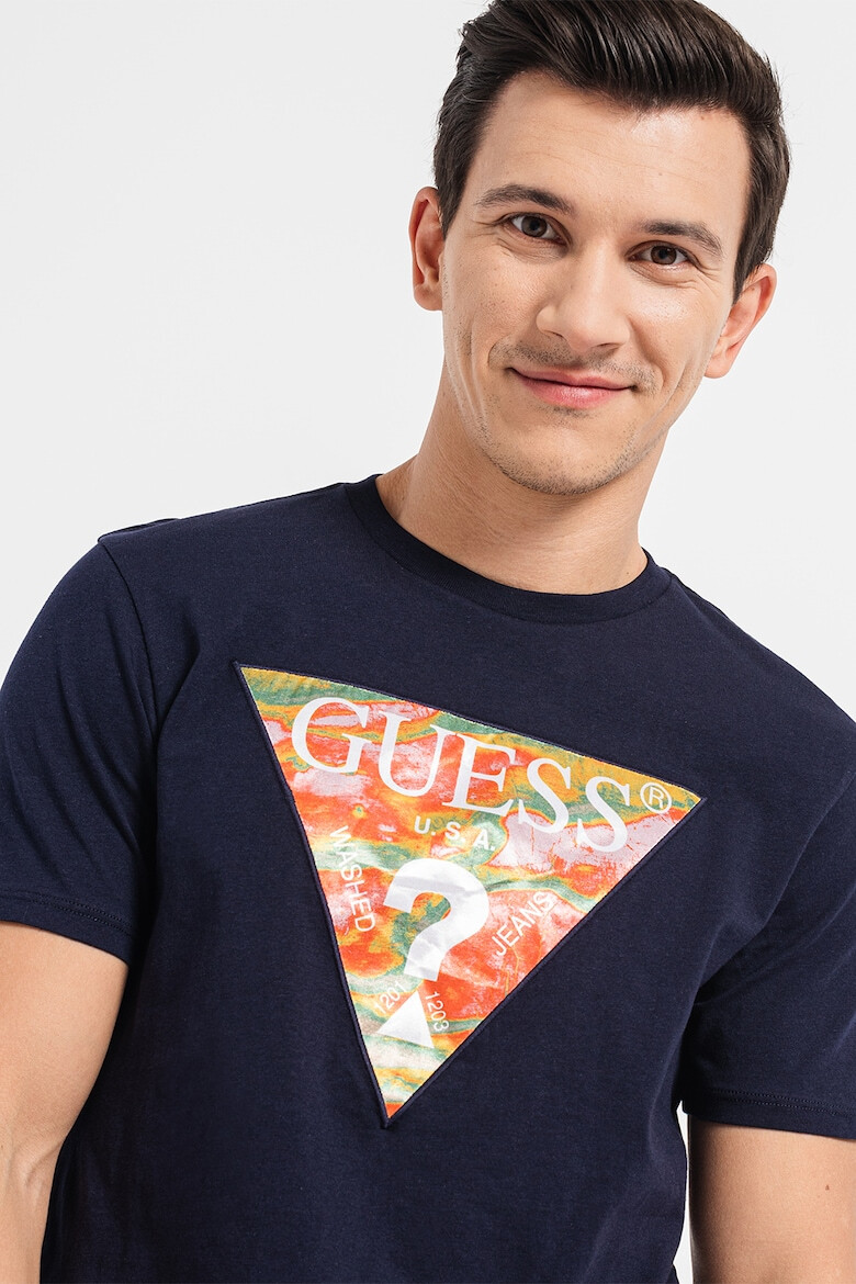 GUESS Tricou slim fit de bumbac cu imprimeu logo pe piept - Pled.ro