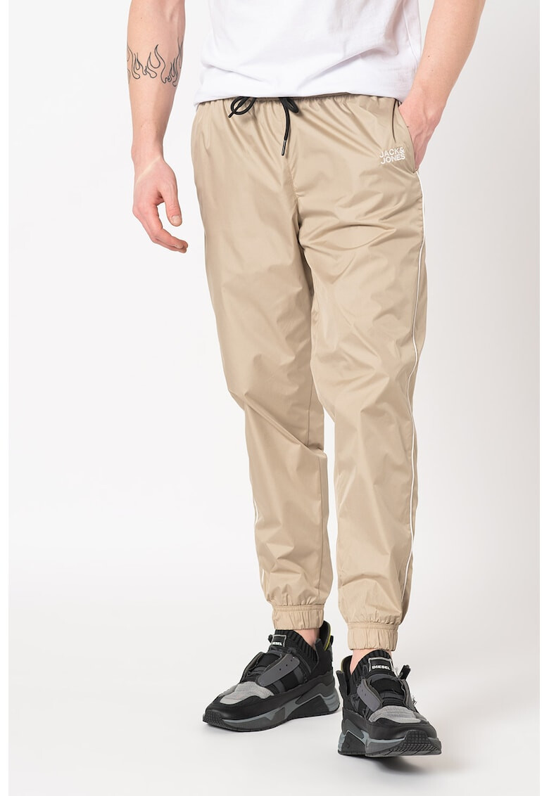 Jack&Jones Pantaloni de trening cu vipusca laterala Iace - Pled.ro