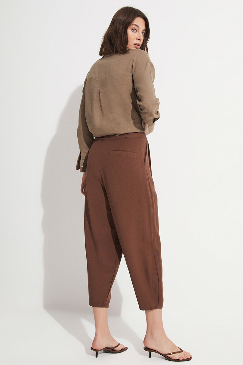 June Pantaloni crop conici din amestec de in - Pled.ro