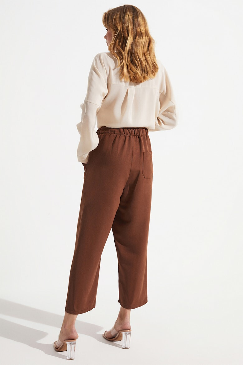 June Pantaloni crop cu croiala dreapta - Pled.ro