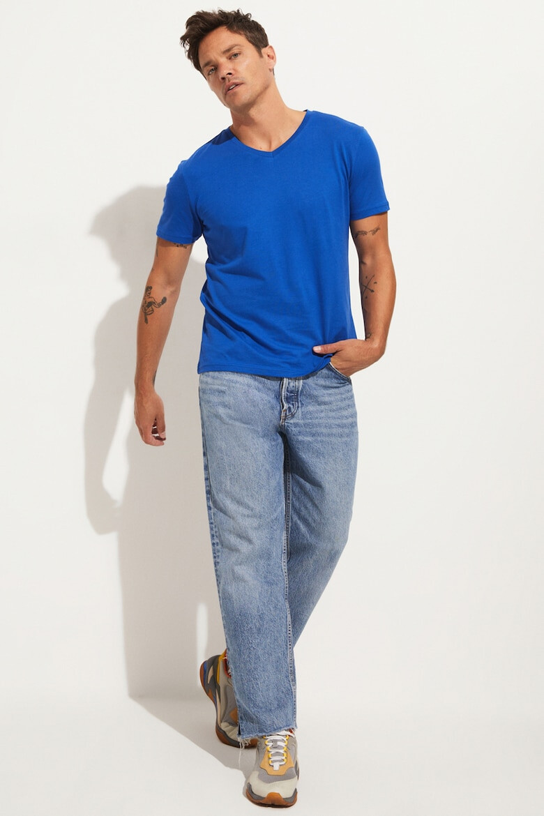 June Tricou slim fit cu decolteu in V - Pled.ro