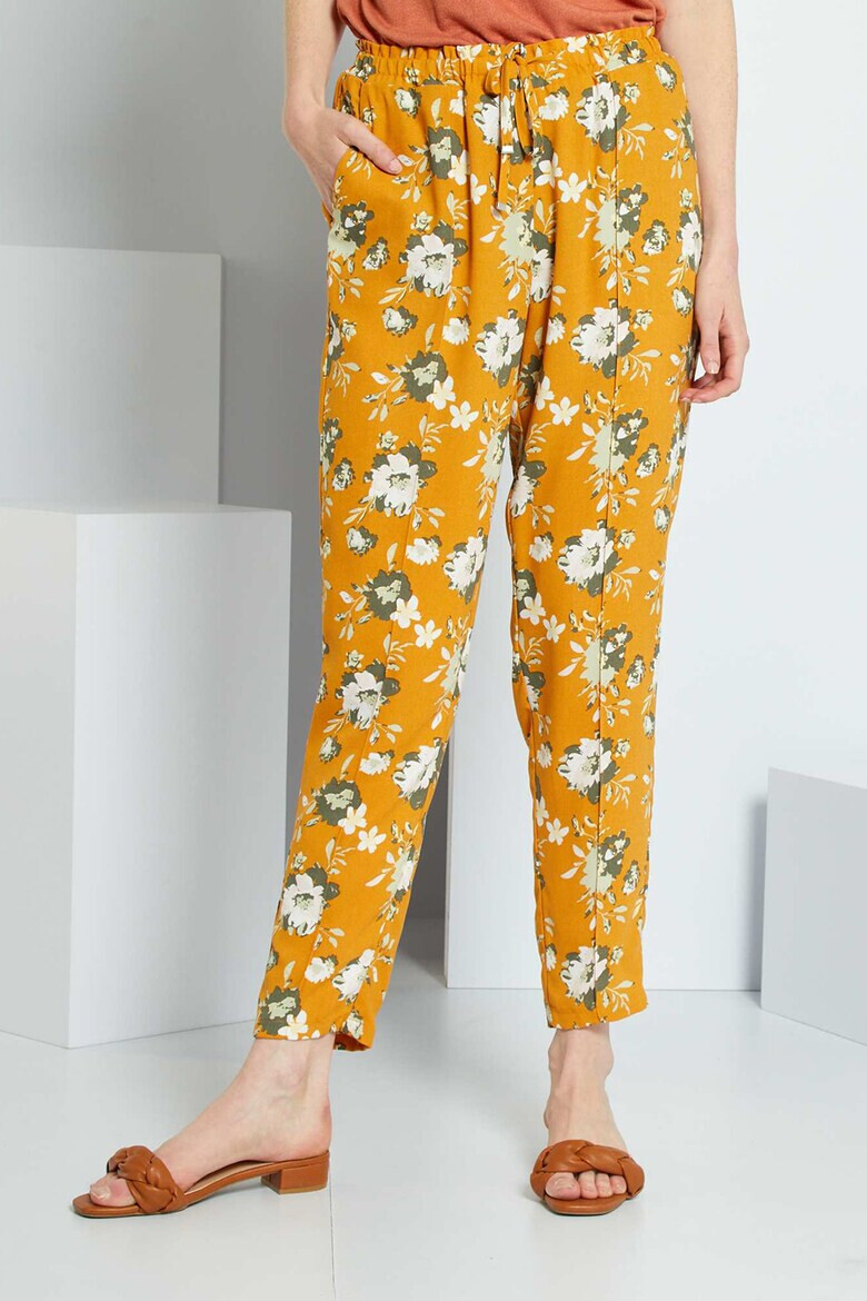 KIABI Pantaloni crop conici cu imprimeu floral - Pled.ro