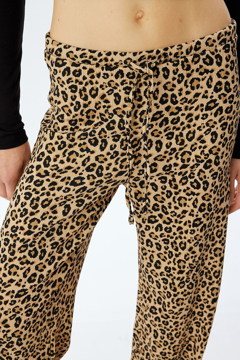 KOTON Pantaloni cu animal print si croiala ampla - Pled.ro