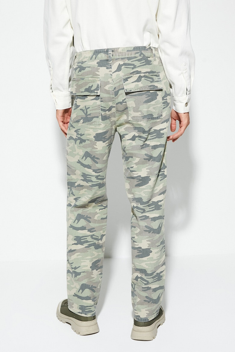 KOTON Pantaloni cu model camuflaj - Pled.ro