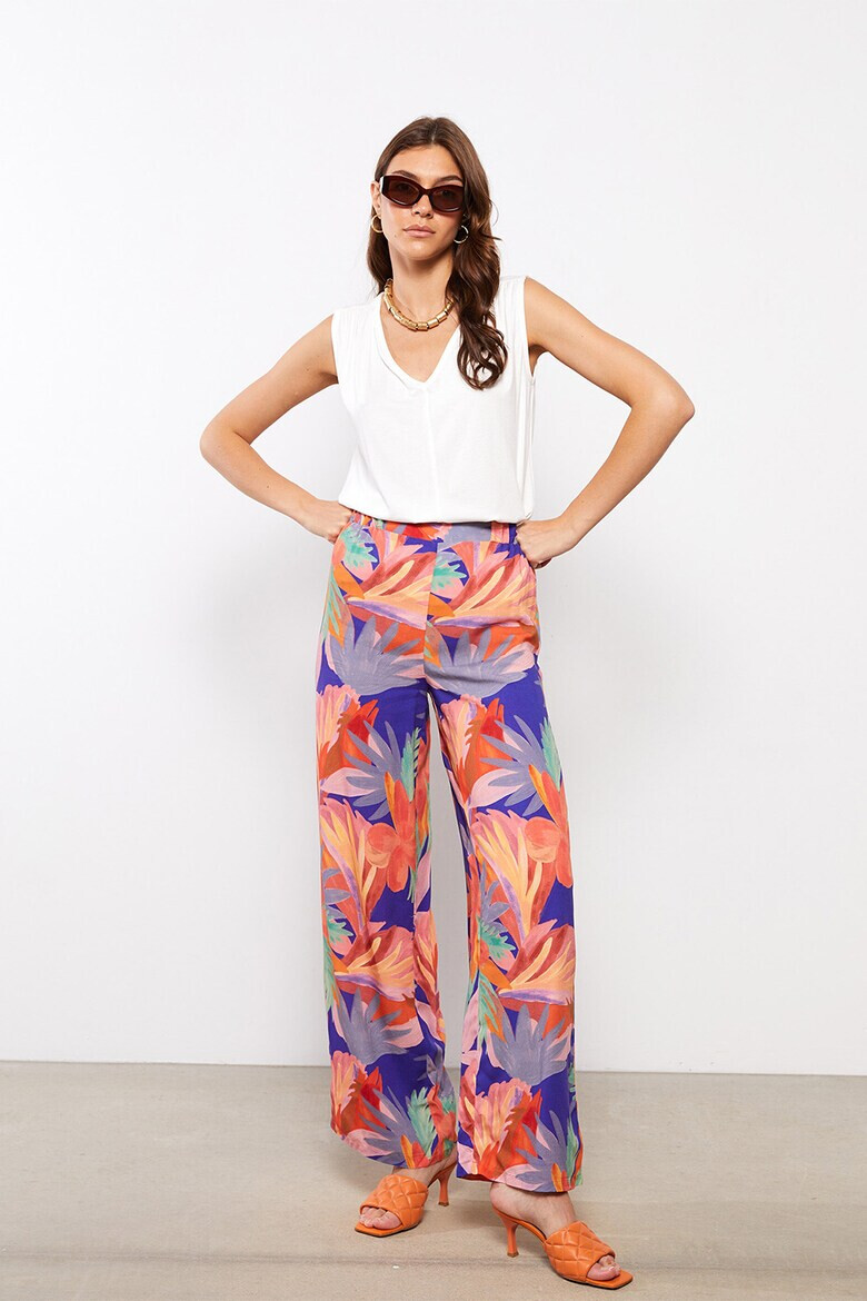 LC WAIKIKI Pantaloni cu talie inalta si model tropical - Pled.ro