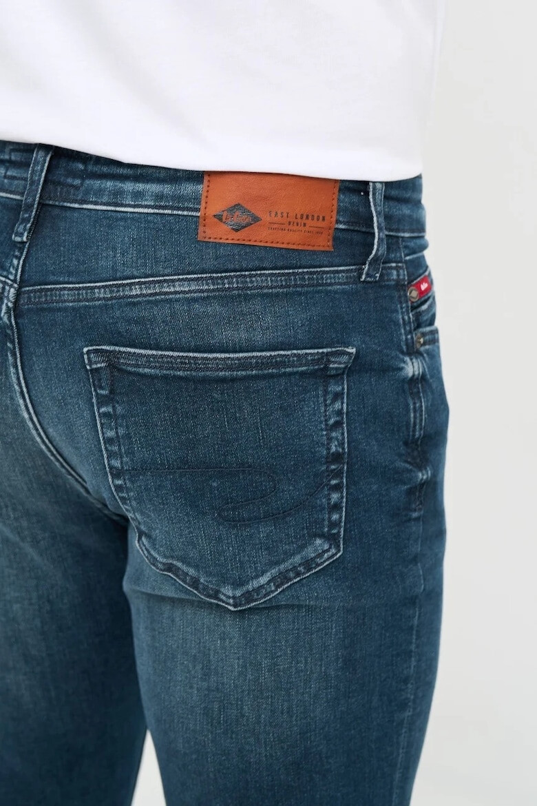 Lee Cooper Blugi barbat slim cu un aspect decolorat si logo atasat Albastru - Pled.ro