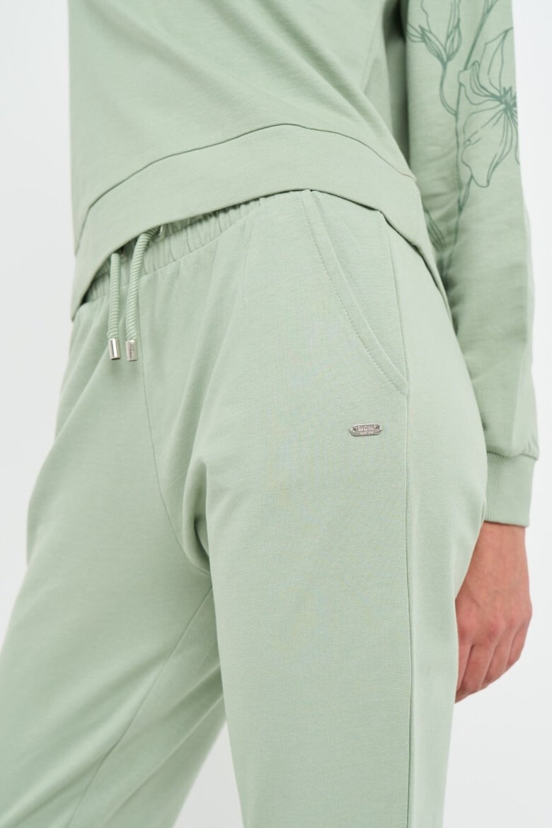 Lee Cooper Pantaloni sport dama cu buzunare si logo aplicat Verde - Pled.ro