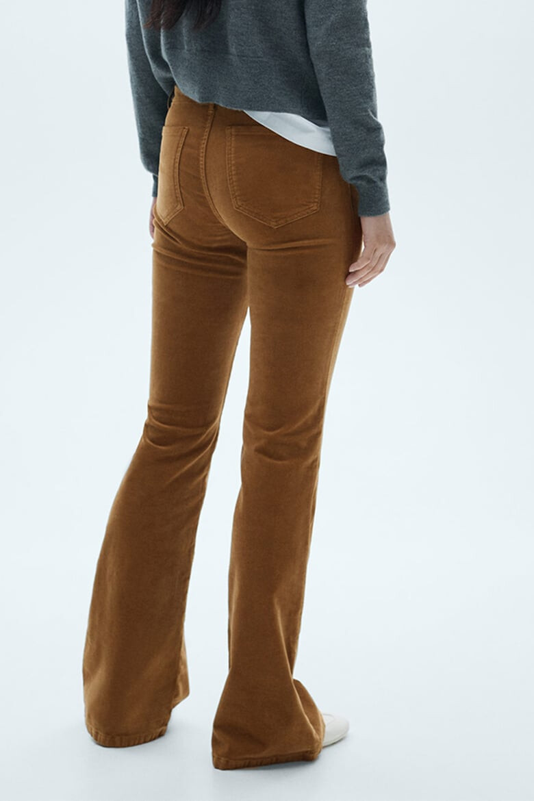 Mango Pantaloni bootcut cu aspect de catifea Britney - Pled.ro