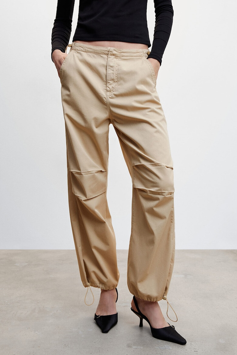 Mango Pantaloni cargo Parachut - Pled.ro