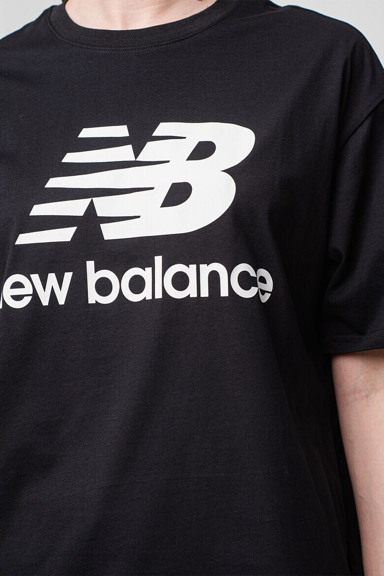 New Balance Tricou supradimensionat cu logo Essentials Stacked - Pled.ro