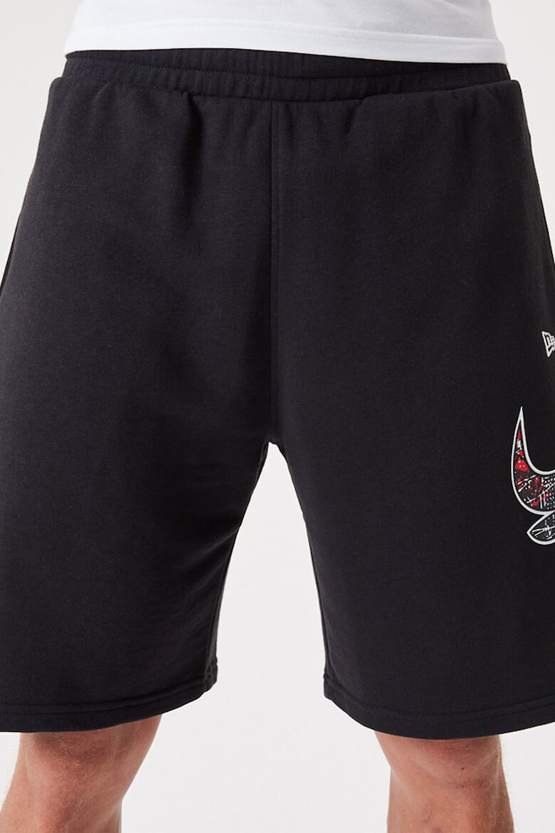 New Era Pantaloni scurti cu buzunare laterale Chicago Bulls - Pled.ro