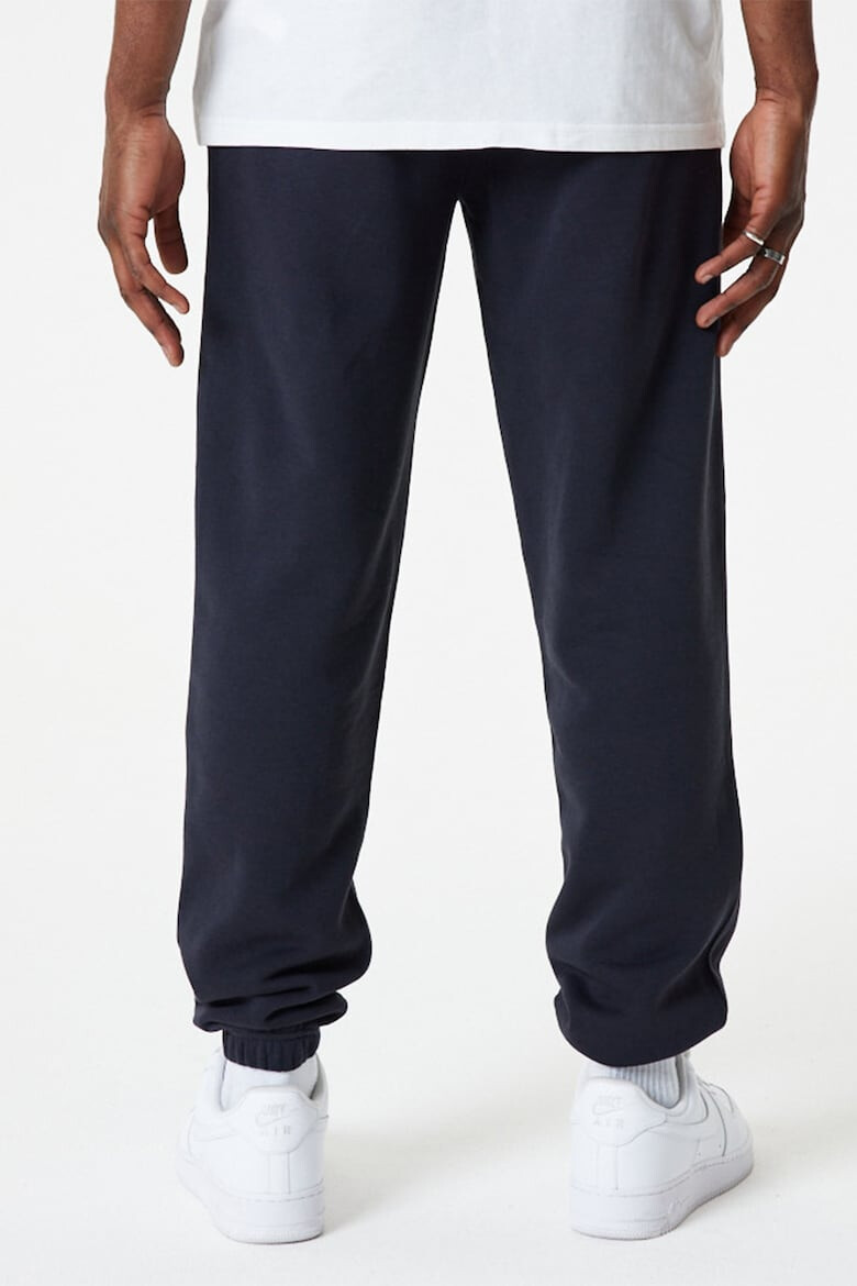 New Era Pantaloni sport cu logo League Essentials - Pled.ro