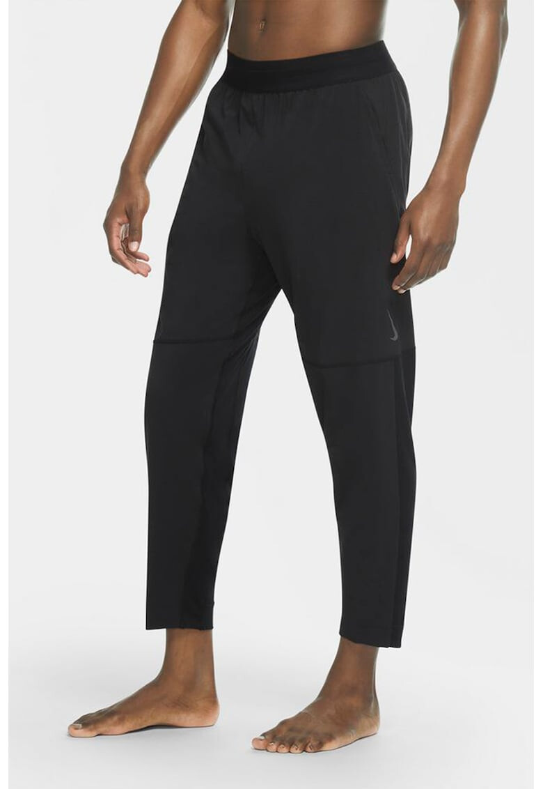 Nike Pantaloni cu insertii din plasa si tehnologie Dri-Fit pentru yoga - Pled.ro