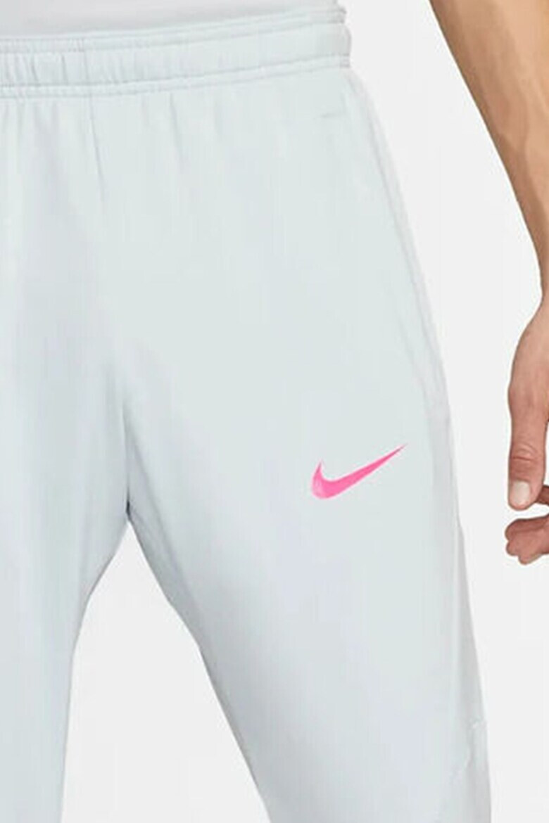 Nike Pantaloni cu tehnologie Dri-FIT si buzunare oblice pentru fotbal - Pled.ro