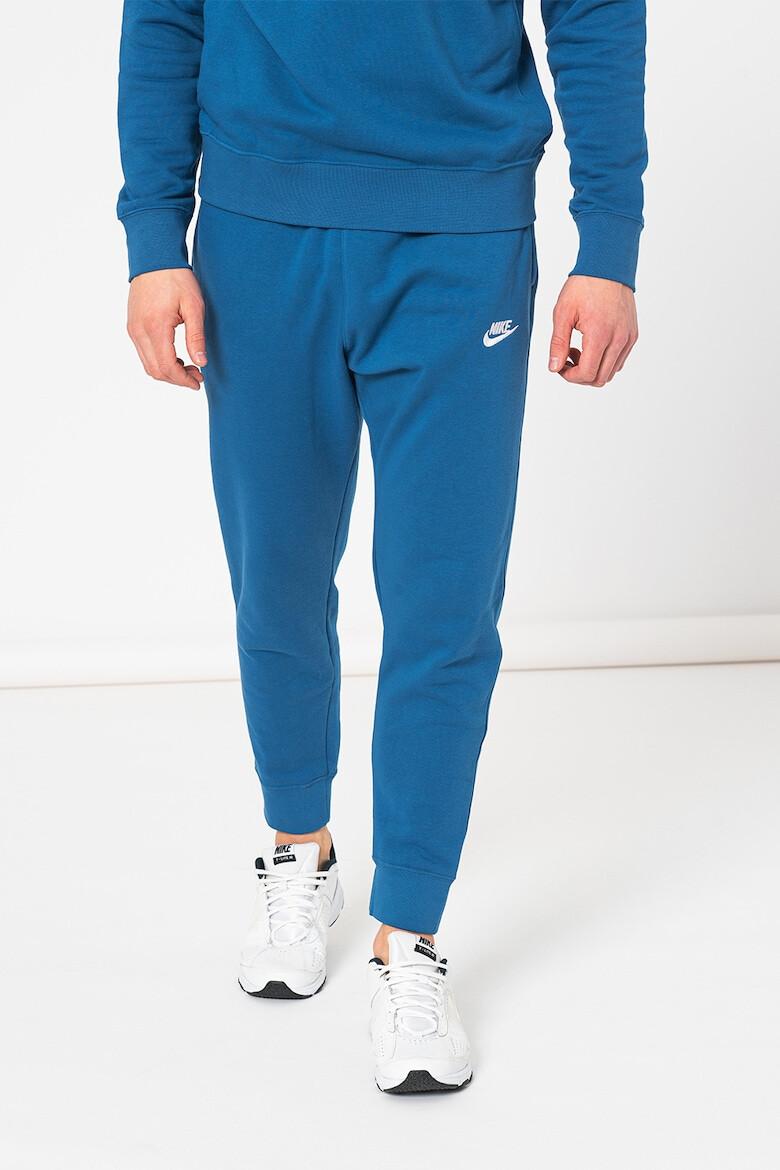 Nike Pantaloni de trening conici cu buzunare laterale Sportswear Club - Pled.ro